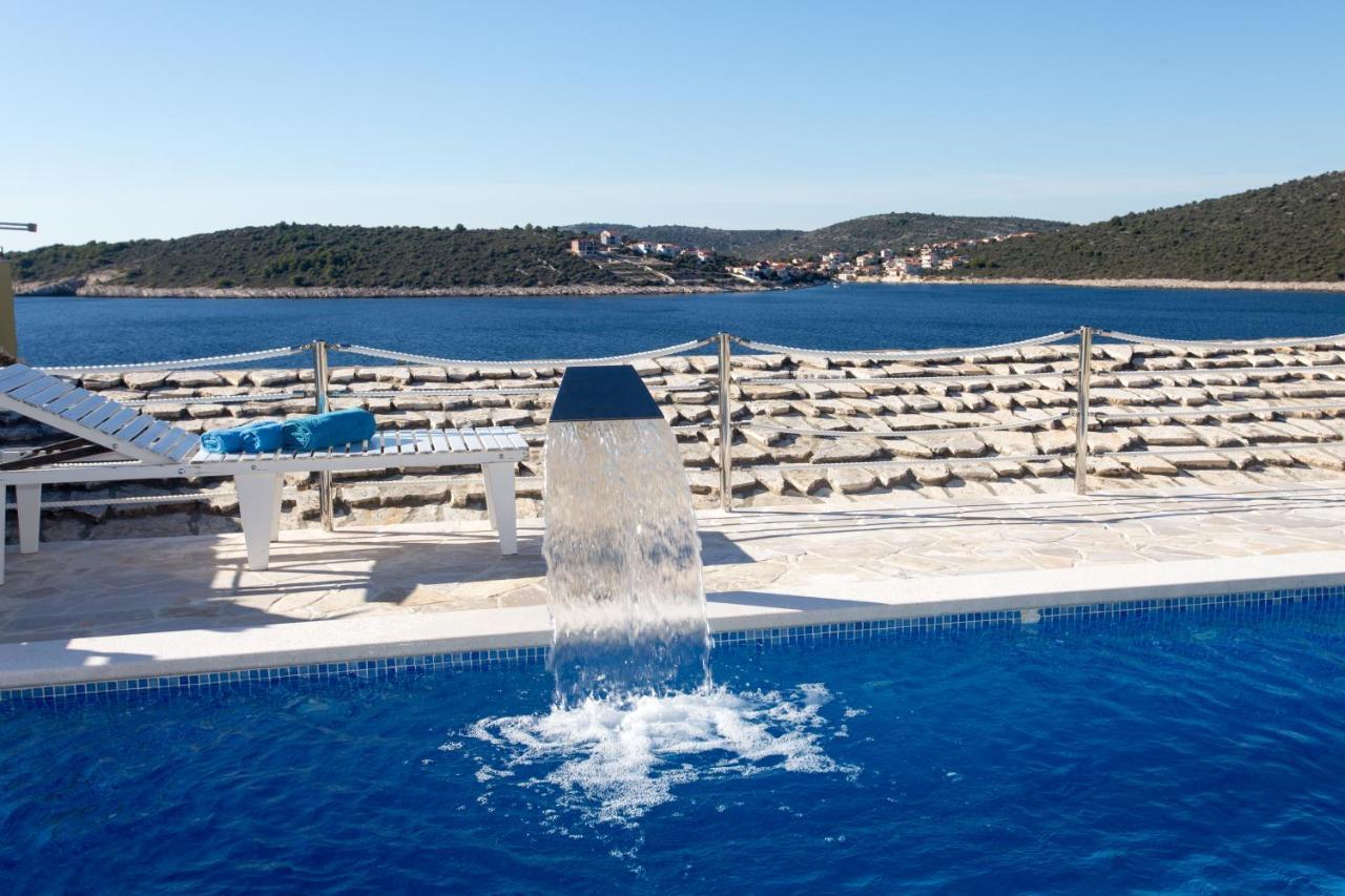 Villa, Stone House With Swimming Pool & Sauna, Beach, 세비드 외부 사진