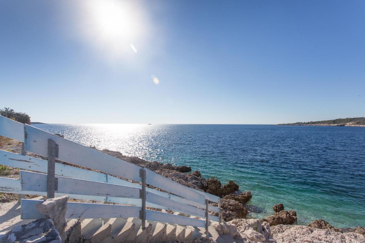 Villa, Stone House With Swimming Pool & Sauna, Beach, 세비드 외부 사진