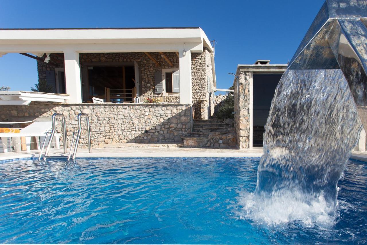 Villa, Stone House With Swimming Pool & Sauna, Beach, 세비드 외부 사진