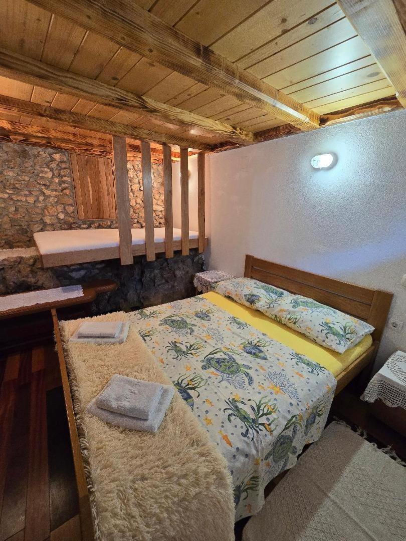 Villa, Stone House With Swimming Pool & Sauna, Beach, 세비드 외부 사진